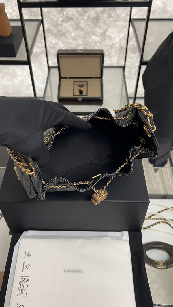 Chanel Caviar Quilted Mini 25 Handbag black