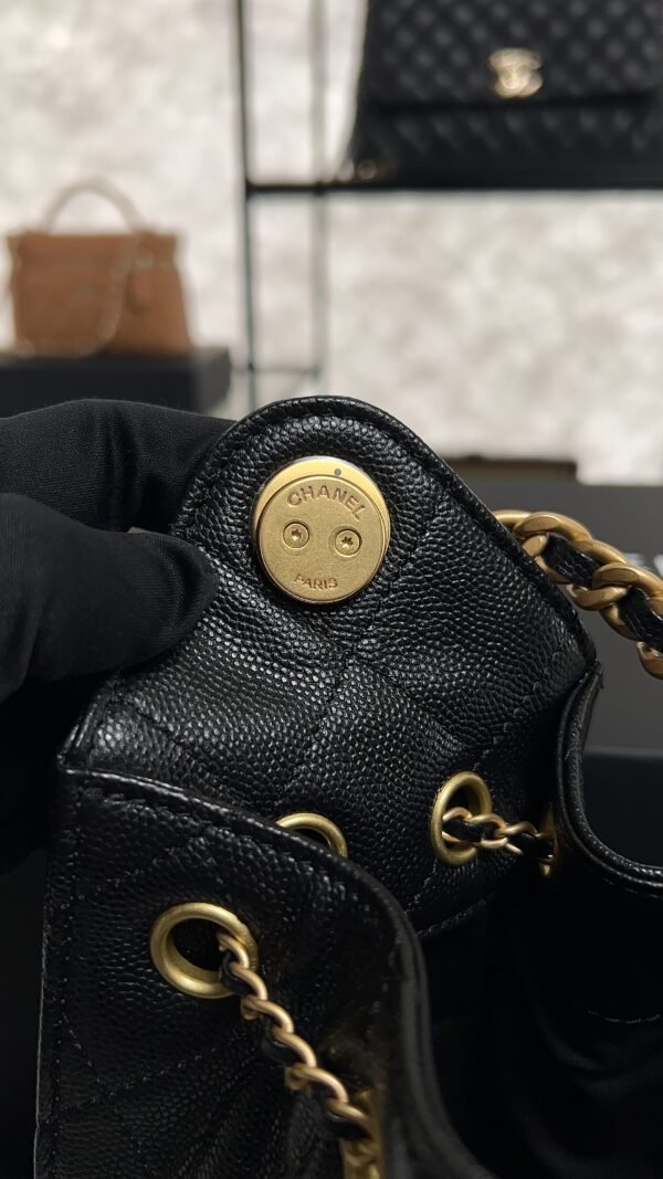Chanel Caviar Quilted Mini 25 Handbag black