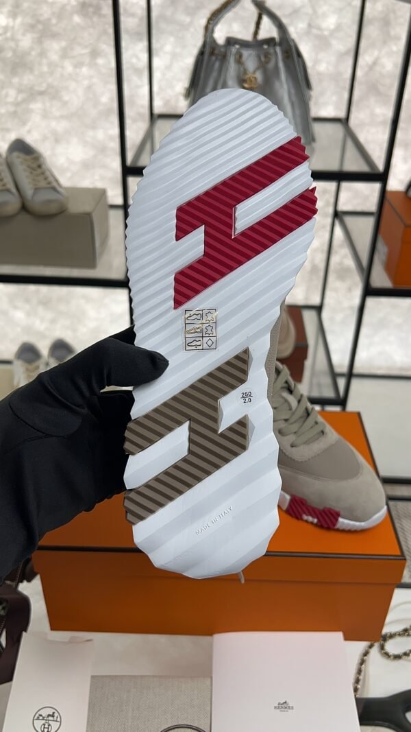 Hermès Bouncing sneaker Gray