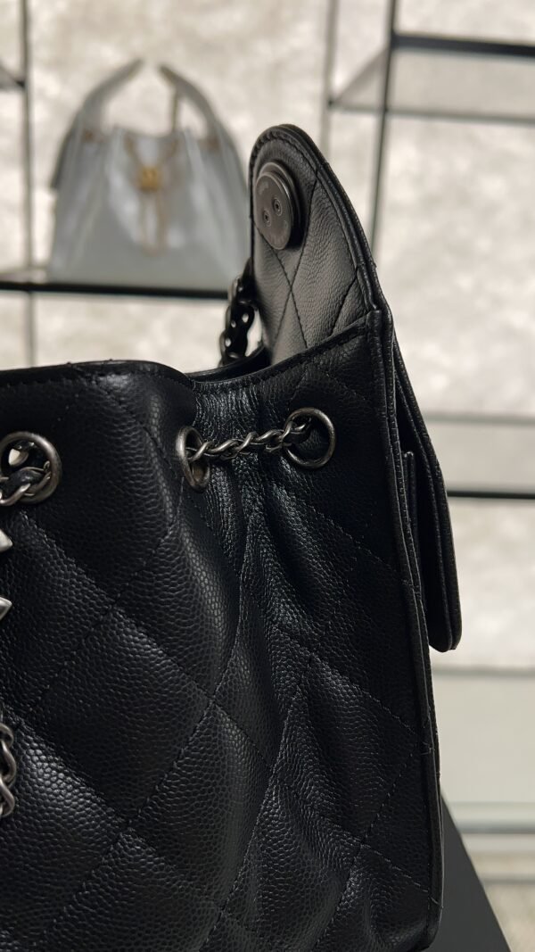 Chanel Caviar Quilted Mini 25 Handbag black