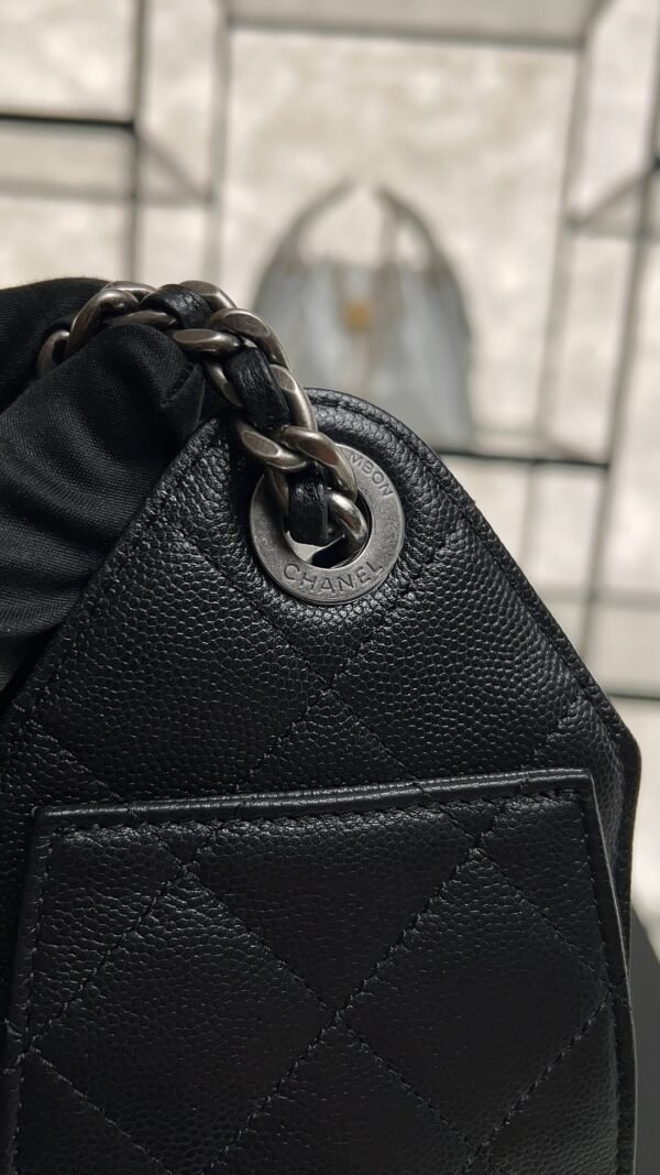 Chanel Caviar Quilted Mini 25 Handbag black