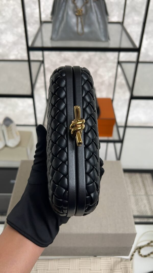 Bottega Veneta Knot Clutch Black