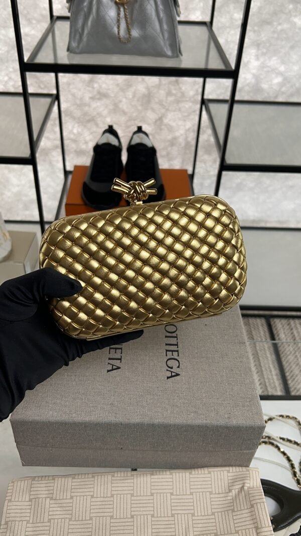 Bottega Veneta Knot Clutch Gold