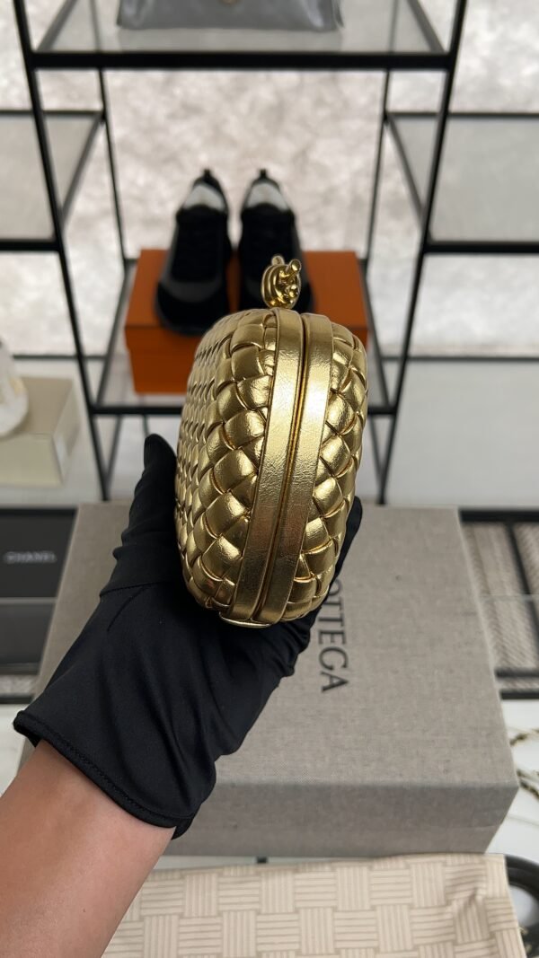 Bottega Veneta Knot Clutch Gold