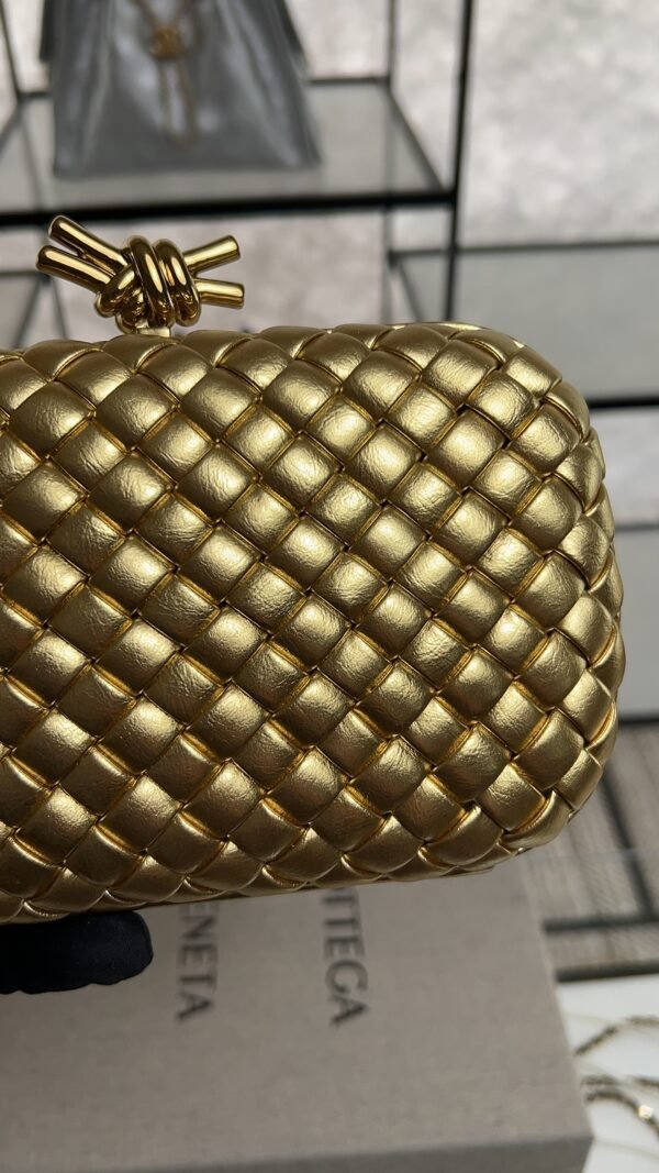 Bottega Veneta Knot Clutch Gold