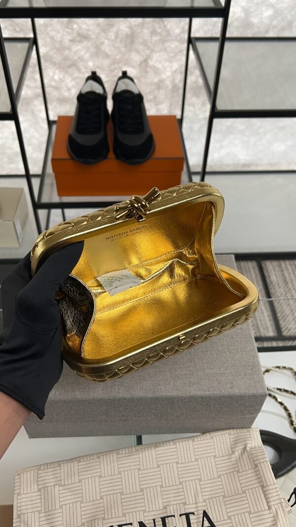 Bottega Veneta Knot Clutch Gold