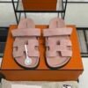 HERMÈS CHYPRE SANDAL Women’s Rose Porcelaine