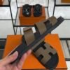 HERMÈS CHYPRE SANDAL Étoupe Women’s