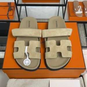 HERMÈS CHYPRE SANDAL Beige Women’s