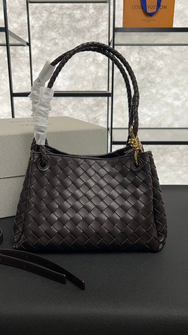 Bottega Veneta Women's Parachute  Medium Fondant