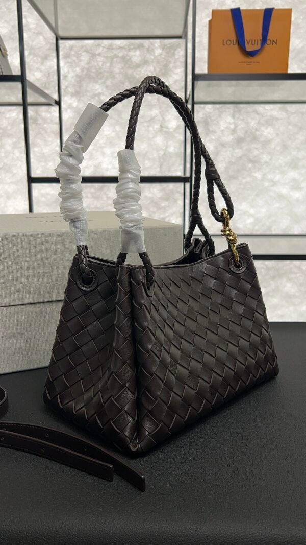 Bottega Veneta Women's Parachute  Medium Fondant
