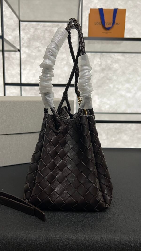 Bottega Veneta Women's Parachute  Medium Fondant
