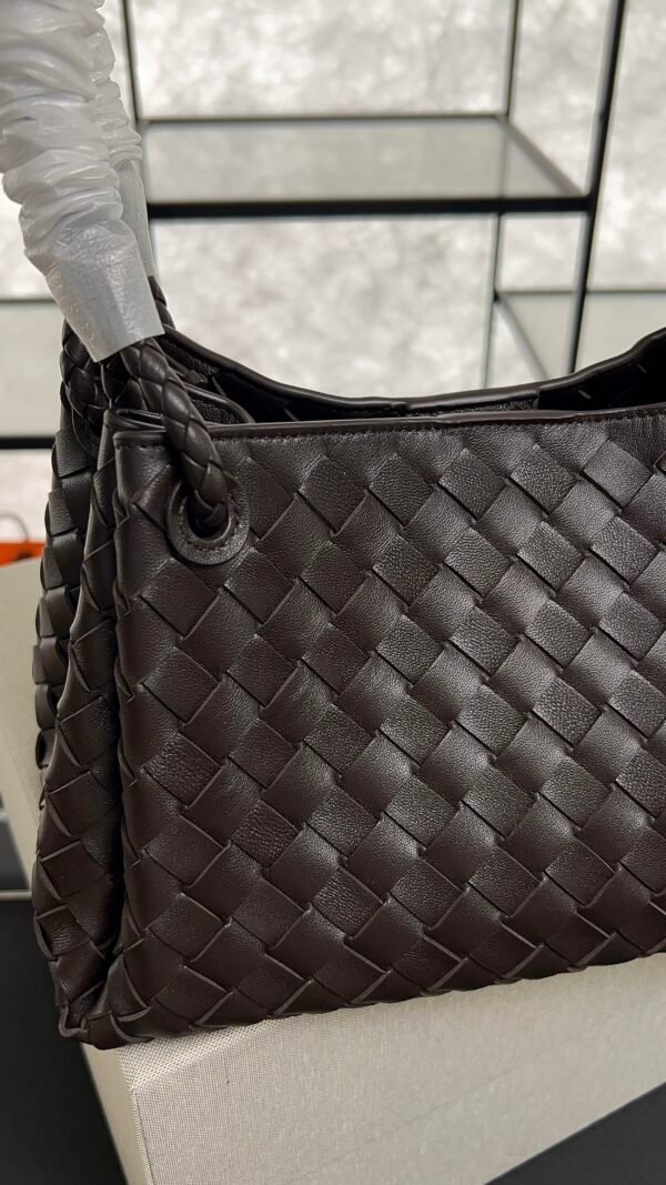 Bottega Veneta Women's Parachute  Medium Fondant
