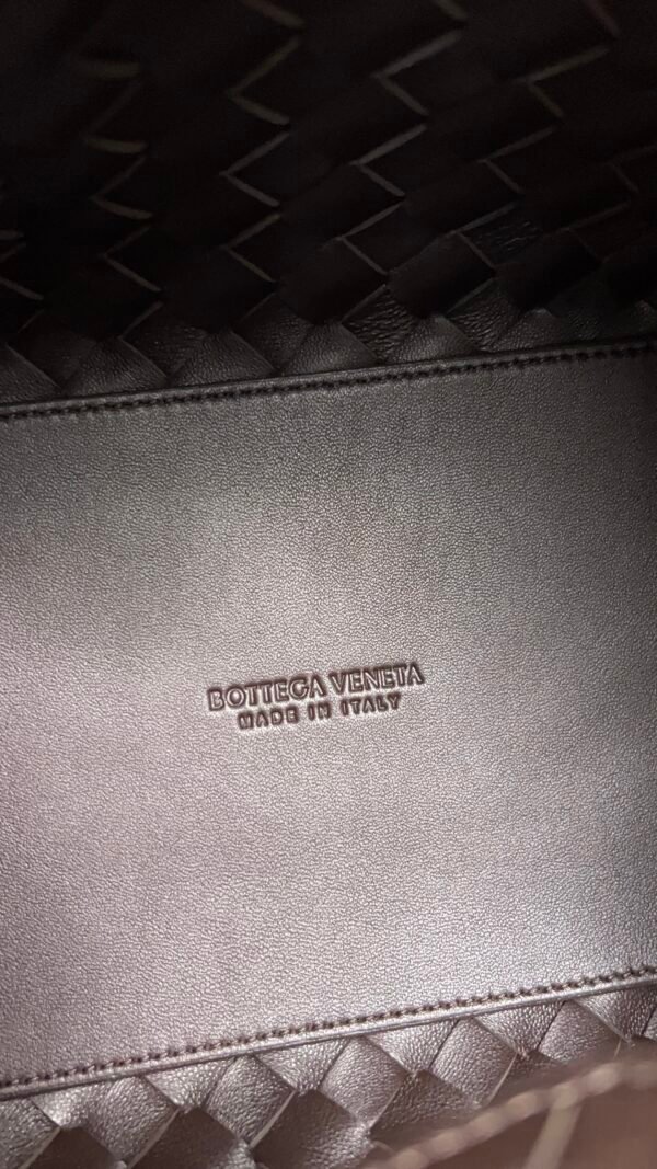 Bottega Veneta Women's Parachute  Medium Fondant